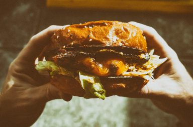 FATSECRET: informazioni nutrizionali e tracciamento di attività, calorie e peso