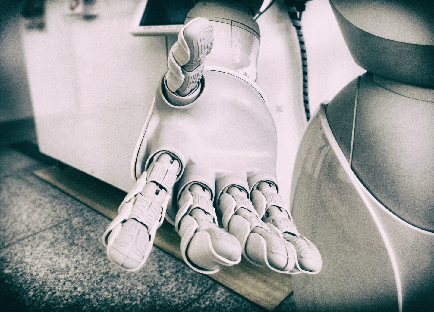 Un nuovo patto tra uomo e macchine